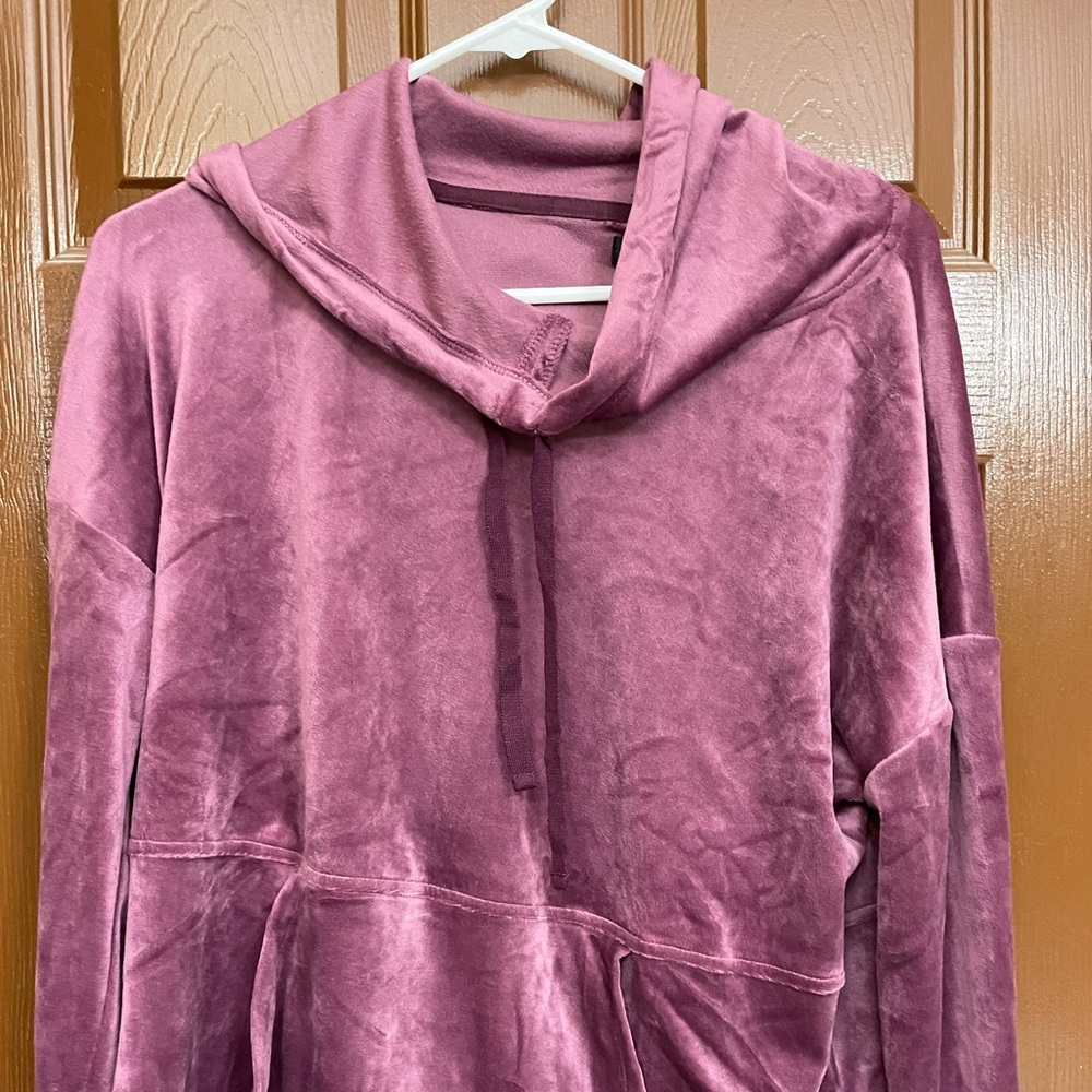 NWT pj top simply Vera XS